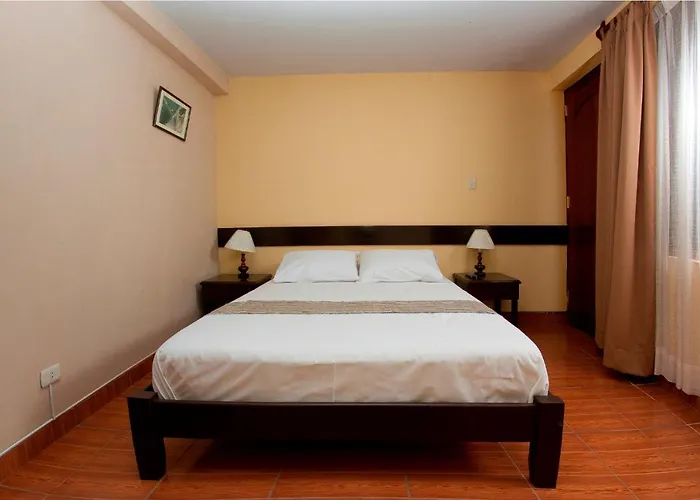 Herberg Yucay Plaza 2*