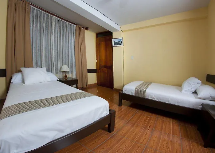 Yucay Plaza Herberg 2*