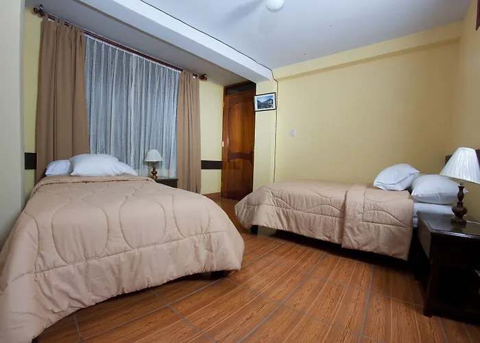Yucay Plaza Inn 2*